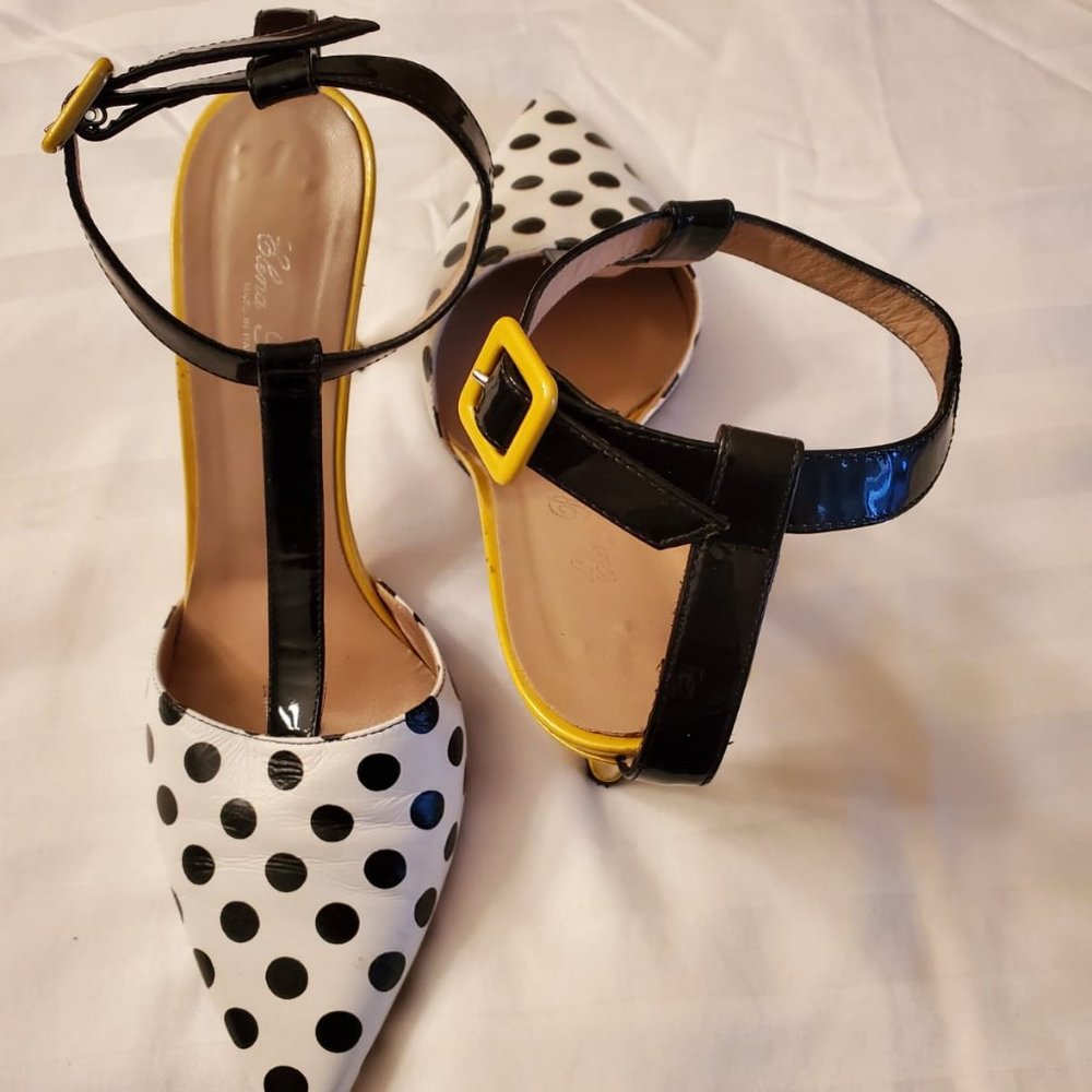 Elena Ricci heels